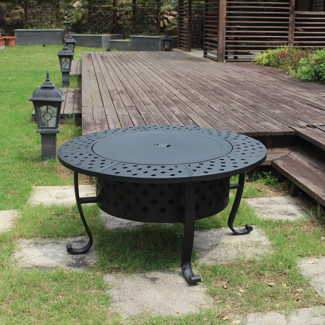 Gardener Select® Round Fire Pit Table