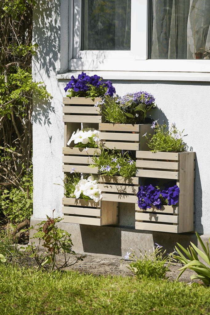 Tiered Hanging Garden Shelf Station